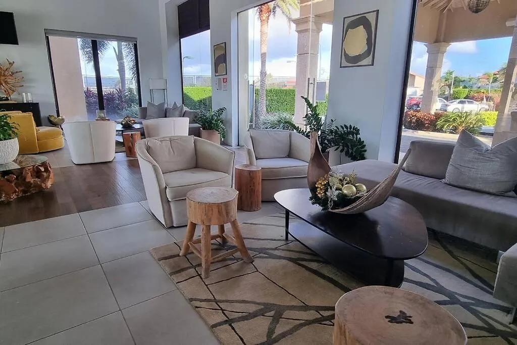3 Minutes From Best Beaches In Aruba! Luxury Tropical Townhouse At Gold Coast Aruba Villa Palm Beach