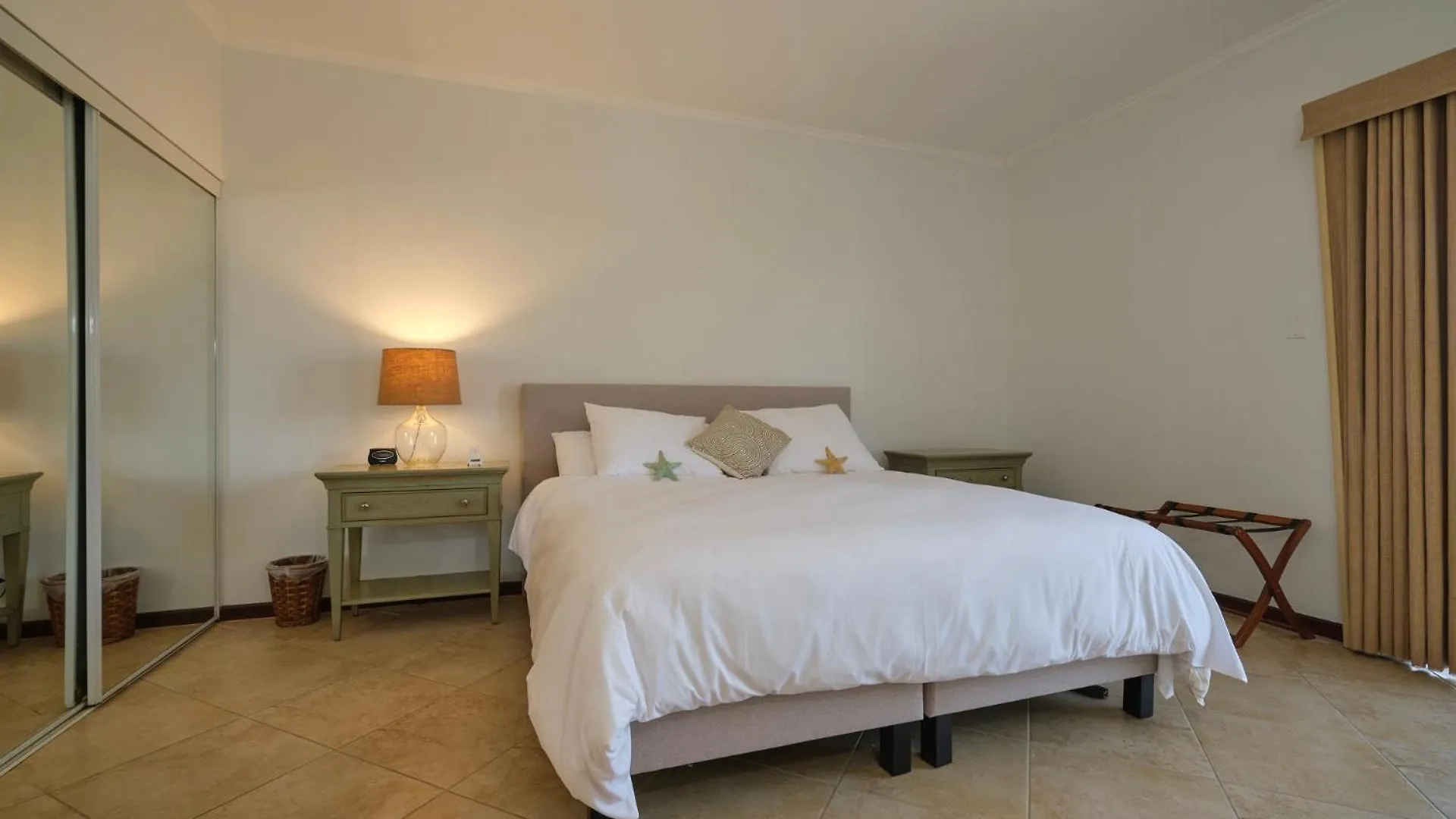 3 Minutes From Best Beaches In Aruba! Luxury Tropical Townhouse At Gold Coast Aruba Villa Palm Beach