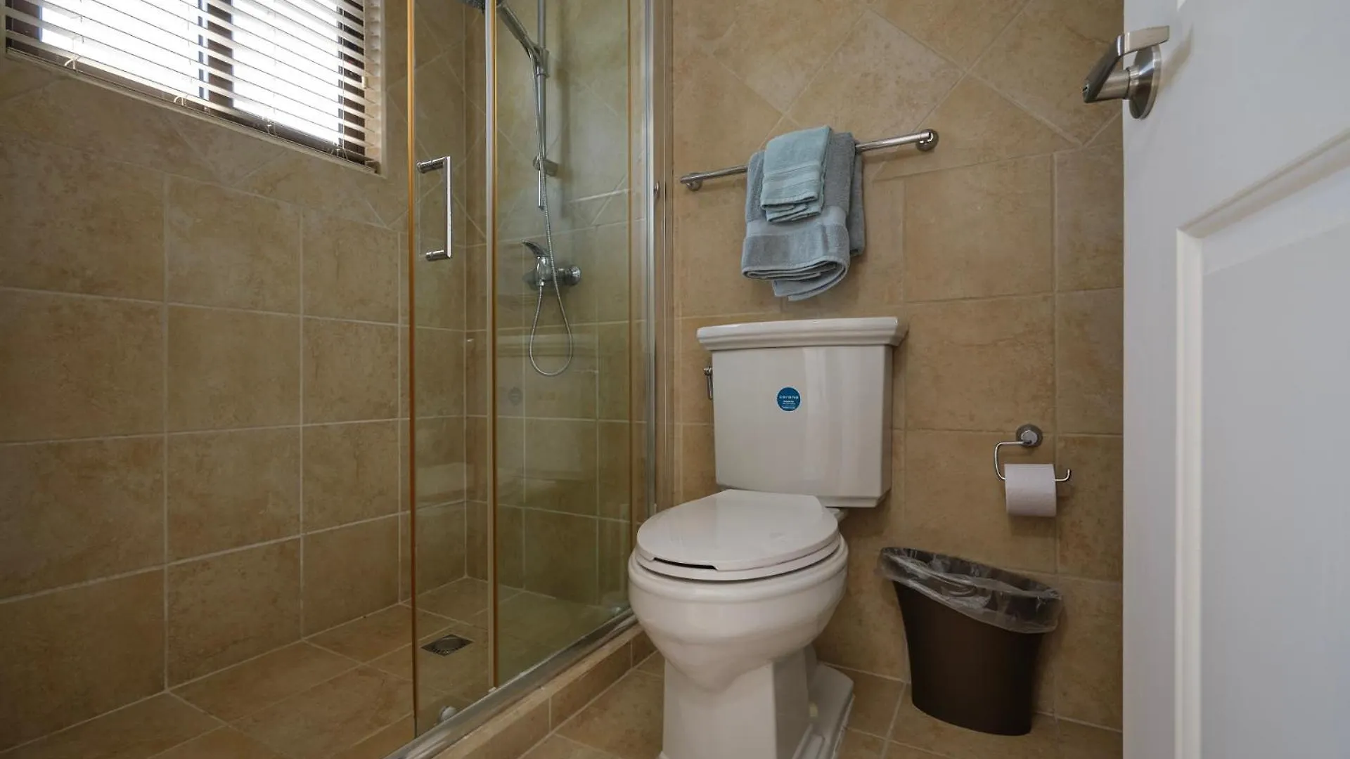 3 Minutes From Best Beaches In Aruba! Luxury Tropical Townhouse At Gold Coast Aruba Villa Palm Beach