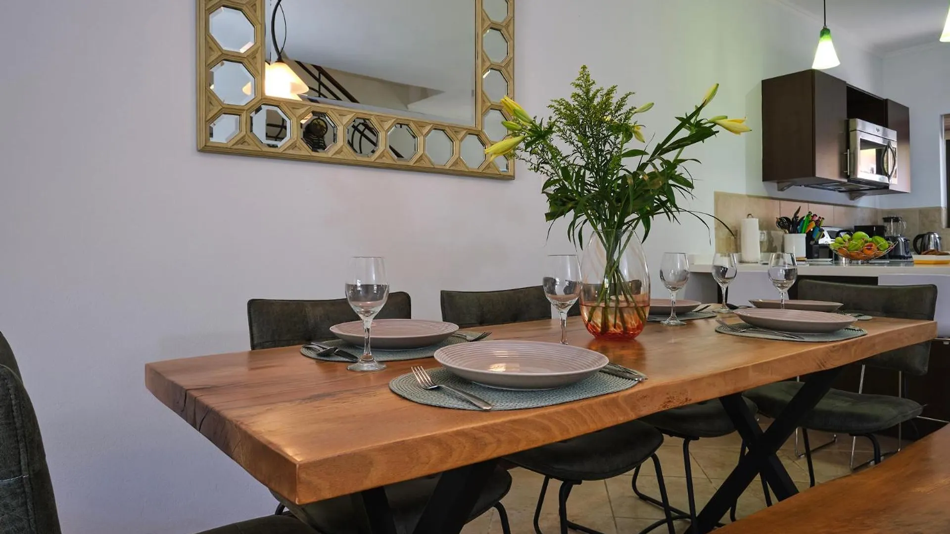 3 Minutes From Best Beaches In Aruba! Luxury Tropical Townhouse At Gold Coast Aruba Villa Palm Beach